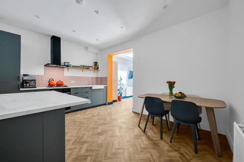 70 Howard Road, Bromley, BR1 3QJ