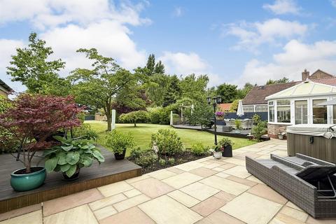 5 bedroom detached house for sale, Mill Lane, Scalby