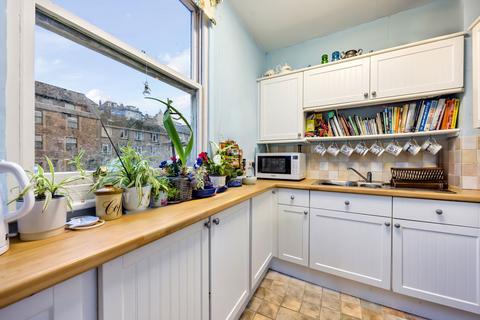 undefined, Oxford Street, Dartmouth TQ6