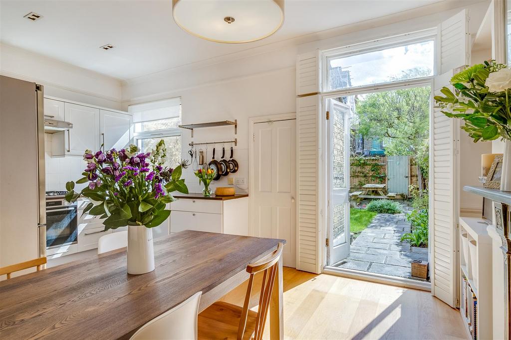 Dining / Kitchen