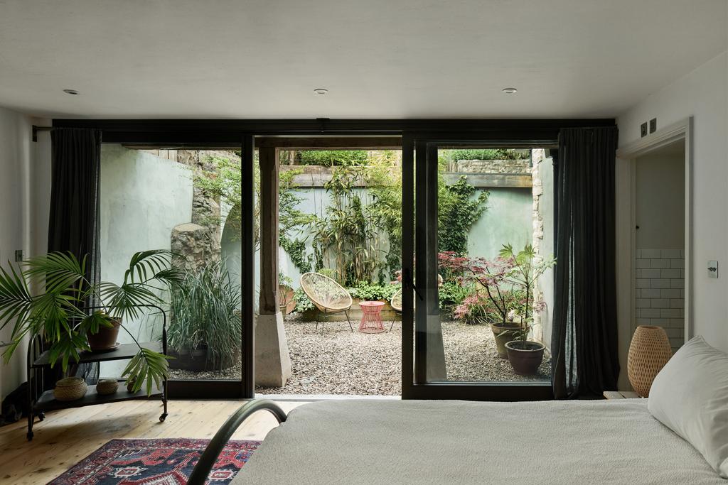 283839 - DGLA8087.jpg