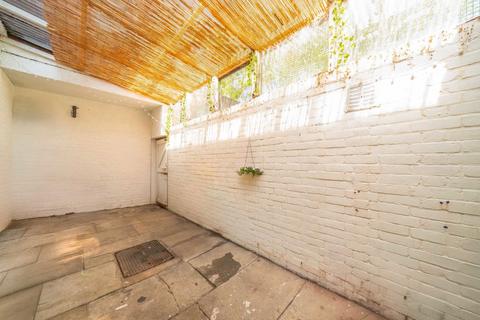 1 bedroom flat for sale, Ingestre Road, London NW5