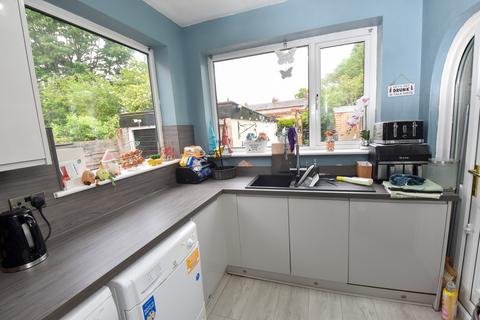 57 Aldermere Crescent, Urmston, Manchester, M41 8UE