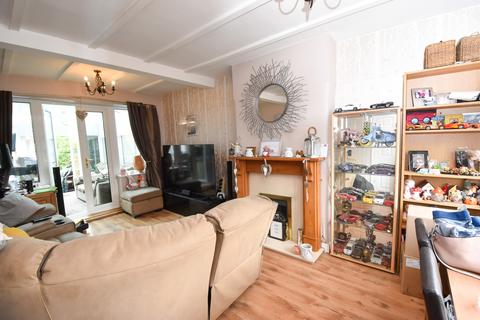 57 Aldermere Crescent, Urmston, Manchester, M41 8UE