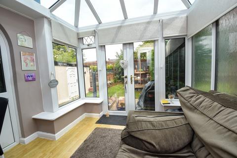 57 Aldermere Crescent, Urmston, Manchester, M41 8UE