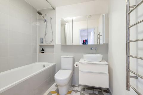 Flat 3, 50 Hacon Square, London, E8 3QY