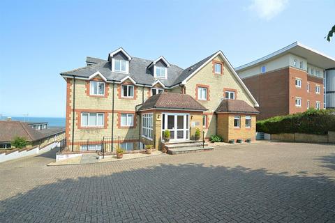 2 bedroom flat for sale, FANTASTIC SEA VIEWS * SHANKLIN
