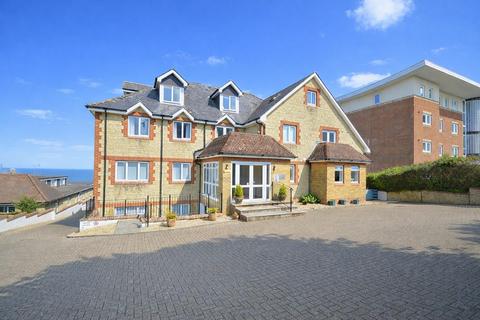 FANTASTIC SEA VIEWS * SHANKLIN