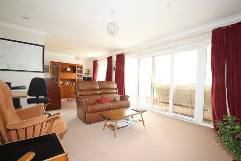 1 Bluebell Close, Orpington, BR6 8HS