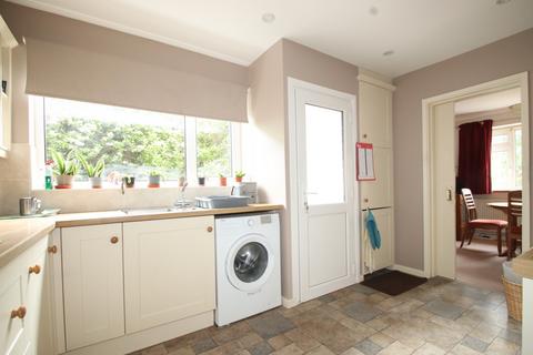 1 Bluebell Close, Orpington, BR6 8HS