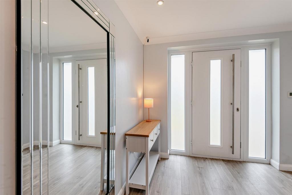 8648972-interior18-800.jpg