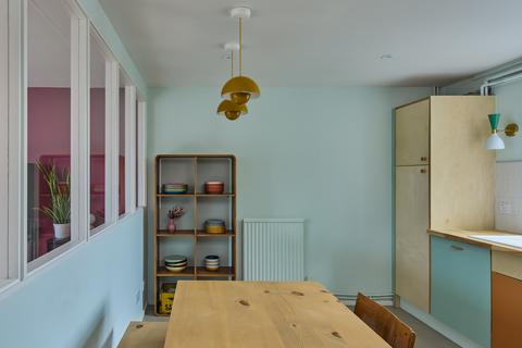 34 Berkeley Walk, London, N7 7RS