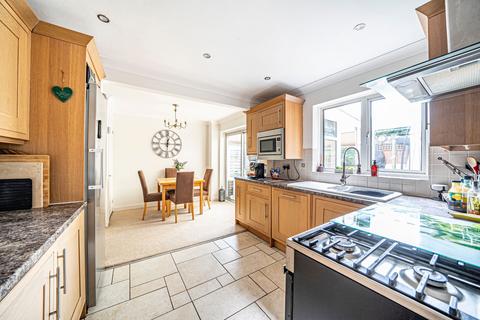 23 Mull Close, Oakley, Basingstoke, RG23 7LQ