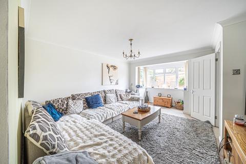 23 Mull Close, Oakley, Basingstoke, RG23 7LQ