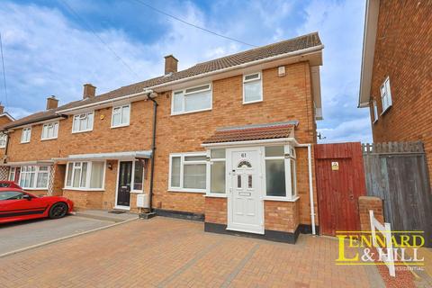 61 Cornwell Crescent, Stanford-le-hope, SS17 7DL