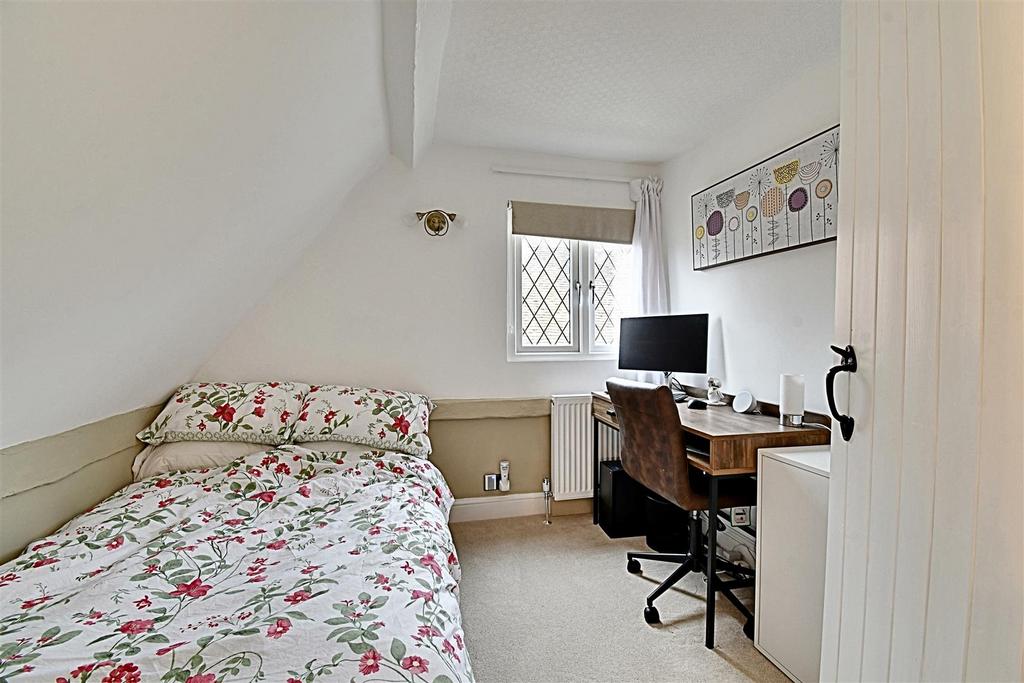 Bedroom 2.jpg