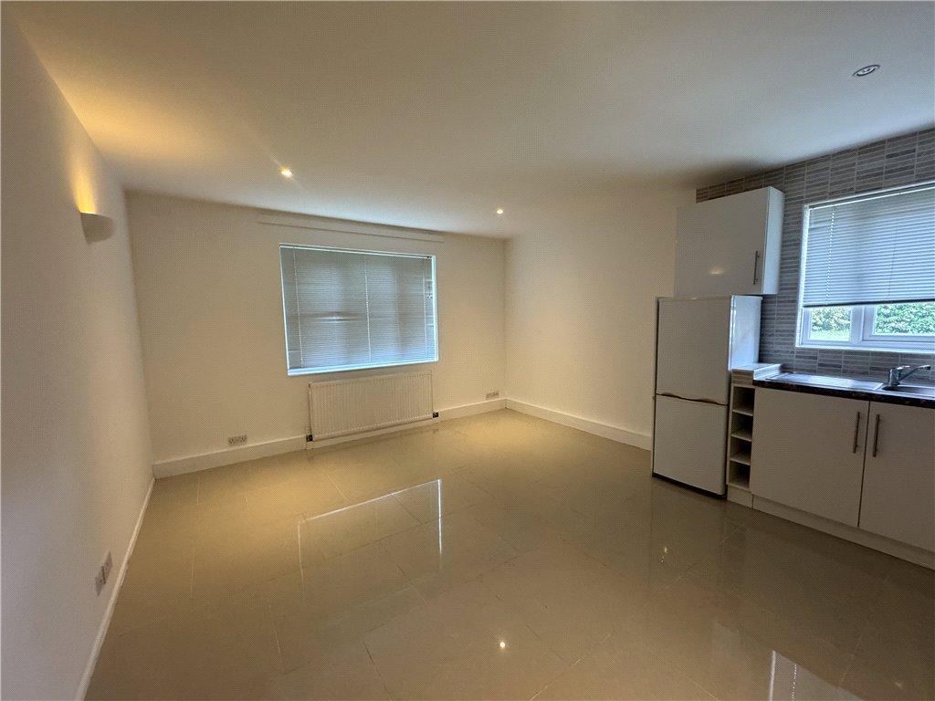 Reception/Kitchen