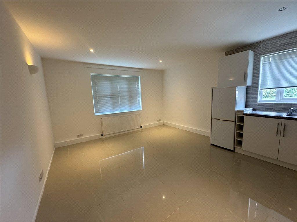 Reception/Kitchen