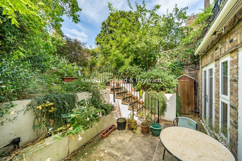 77099612-6979-4b37-b