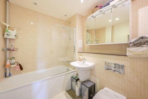 2 bedroom flat for sale, Chi Building, Crowder Street, Shadwell, London, E1