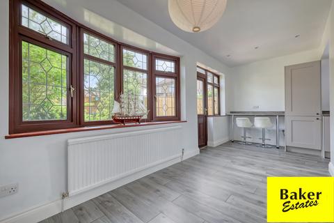 undefined, Lagonda Avenue, Hainault IG6