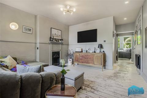 Flat 1b, 28 Coolhurst Road, London, N8 8EL