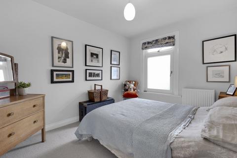 20 Greenfield Road, Folkestone, CT19 6EP