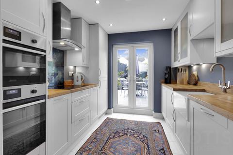 2 bedroom house for sale, Greenfield Road, Folkestone, CT19