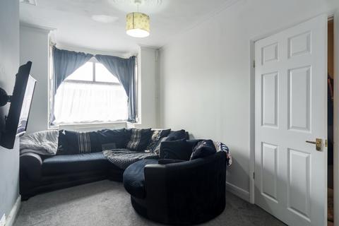 3 bedroom terraced house for sale, Poplar Road, Cleethorpes DN35