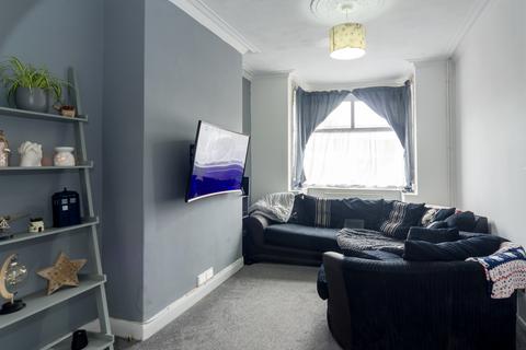 3 bedroom terraced house for sale, Poplar Road, Cleethorpes DN35