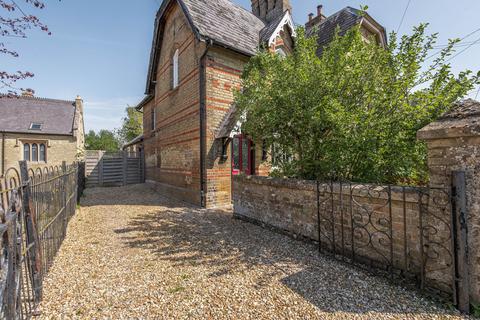 undefined, A Charming Home or Weekend Retreat in Boughton