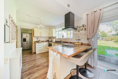 4 bedroom semi-detached house for sale, Lundy Drive, West Cross, Swansea
