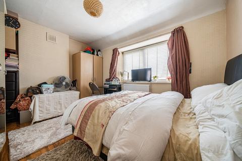 12 Firhill Road, London, SE6 3JS