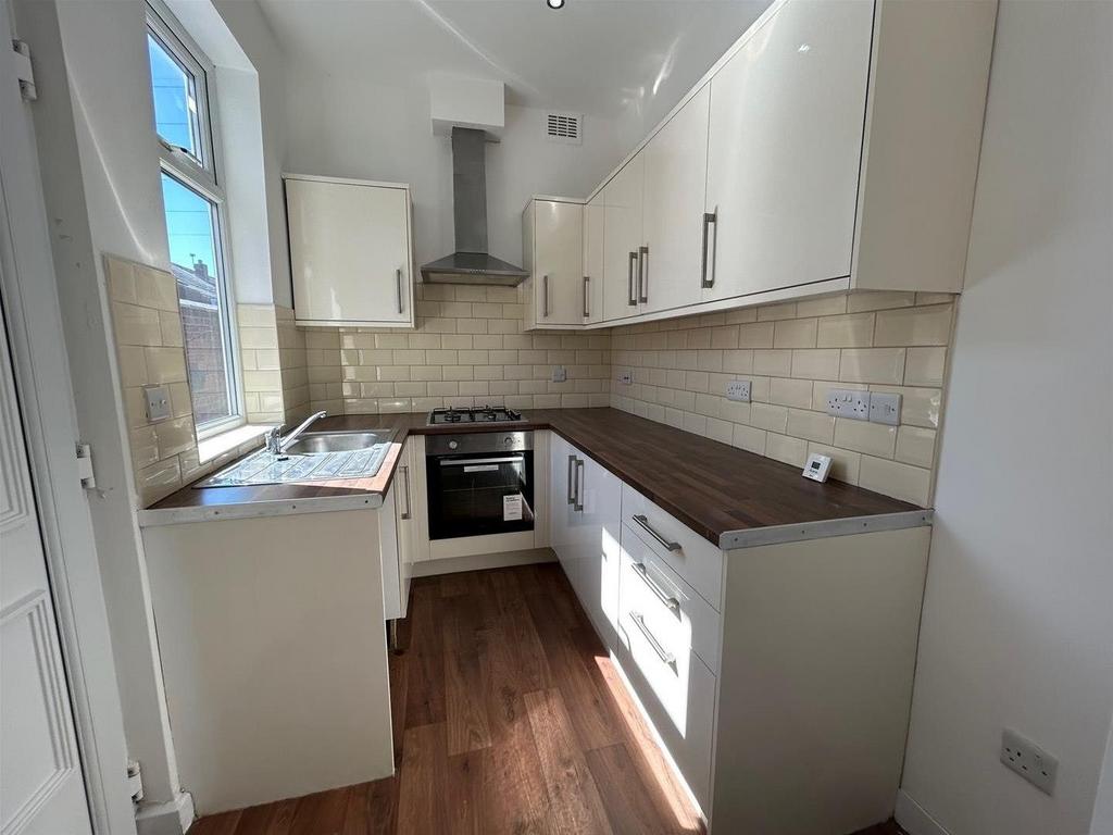 JOHNSON ST KITCHEN.jpg