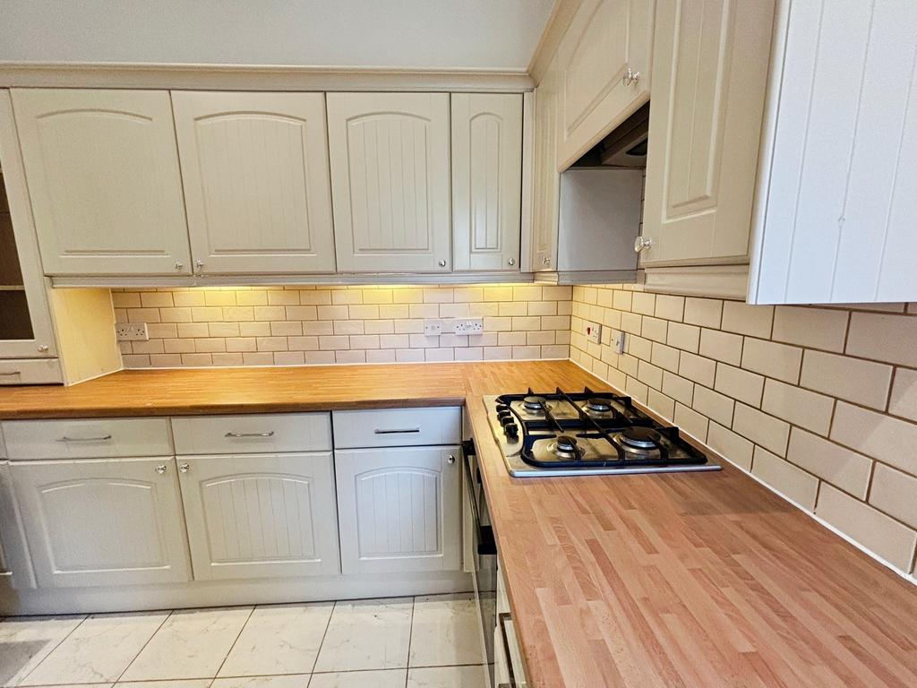Kitchen 3