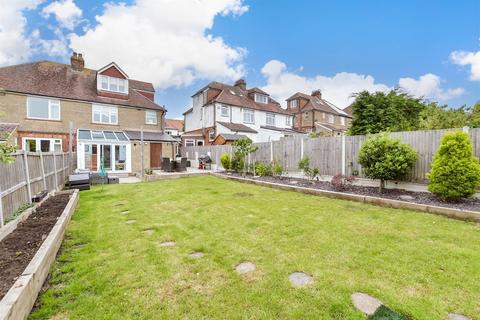 21 Segrave Road, Folkestone, CT19 6AY