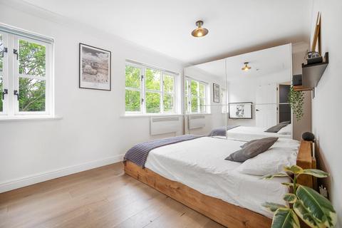 Flat 4, Stillion Court, 51 Combermere Road, London, SW9 9QD