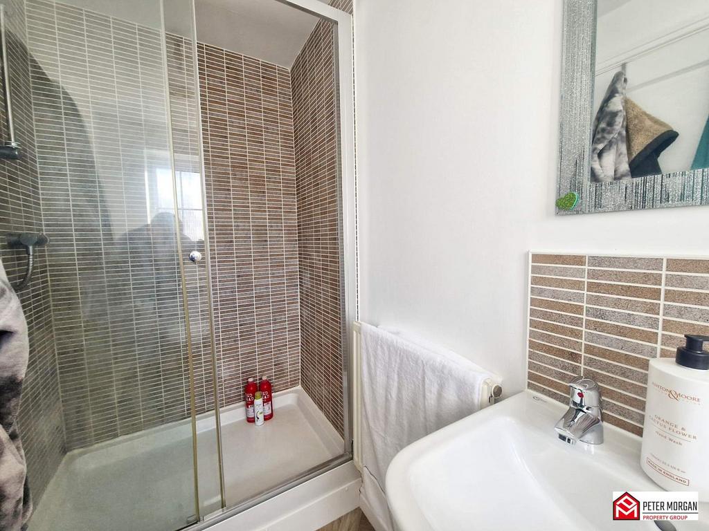 En-suite shower room