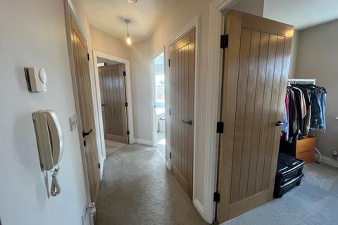 2 bedroom flat for sale, Howards Way, Moulton, NN3 6RP
