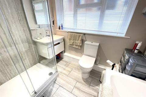 29 Bishopdown Road, Salisbury, SP1 3DS