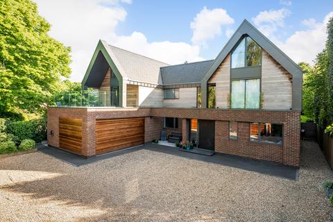 6 bedroom detached house for sale, Heath Road, Petersfield, Hampshire, GU31