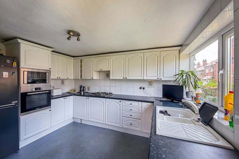 4 bedroom semi-detached house for sale, Derby Road, Southport PR9