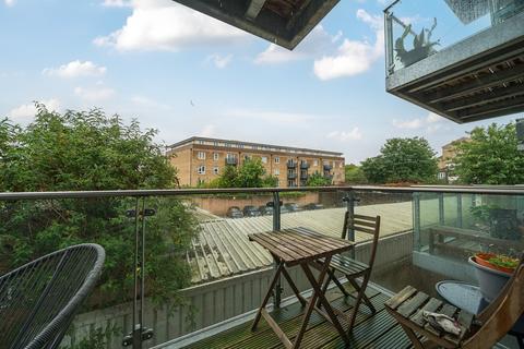 Flat 9, Aubers Ridge Court, 9 Festubert Place, London, E3 2ZS