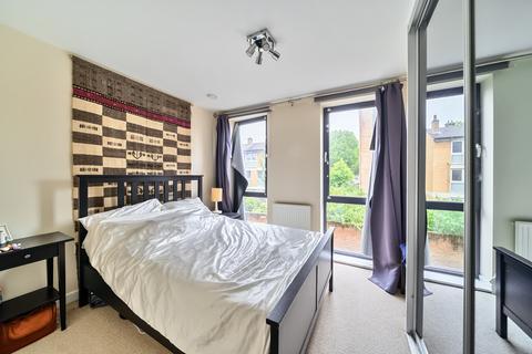 Flat 9, Aubers Ridge Court, 9 Festubert Place, London, E3 2ZS
