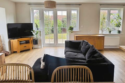 2 Greenfield Road, Watchet, TA23 0FF