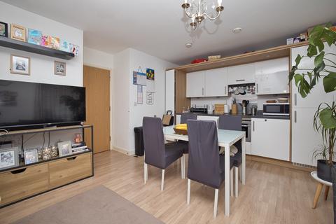 2 bedroom flat for sale, Meridian Close, Ramsgate, Kent, CT12