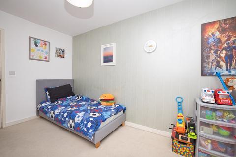 2 bedroom flat for sale, Meridian Close, Ramsgate, Kent, CT12