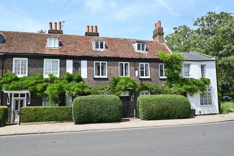 4 bedroom terraced house for sale, High Street, Teddington TW11