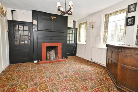 4 bedroom terraced house for sale, High Street, Teddington TW11