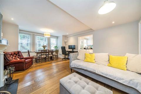 2 bedroom flat for sale, Jerningham Road, London SE14